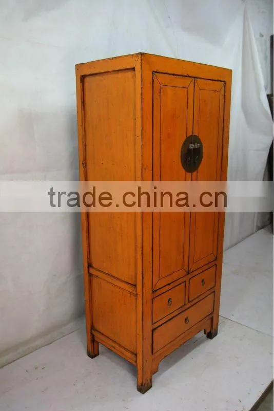 Chinese antique living room narrow closet