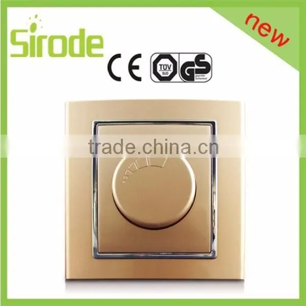 waterproof Power Usage Plug Socket Outlet with shelter