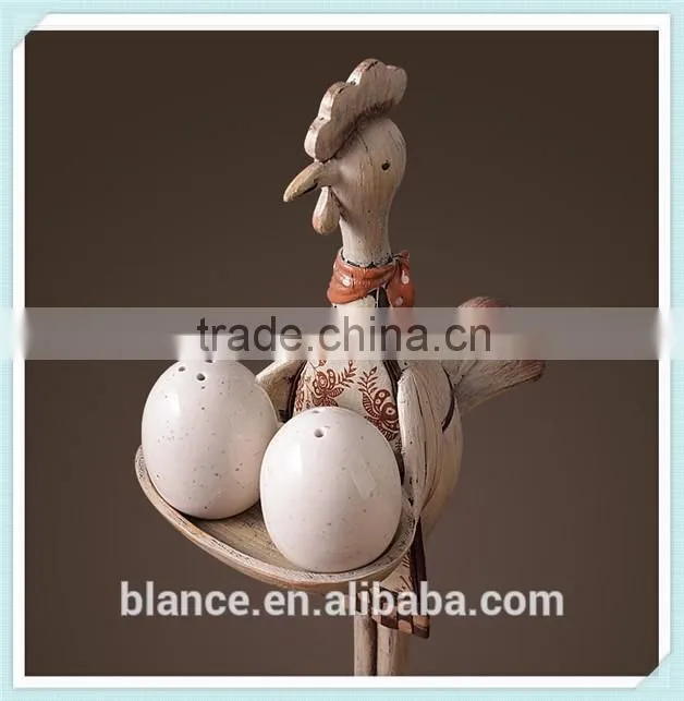 resin Chicken ornament sculpture Chicken in door decorative statue for home decoration