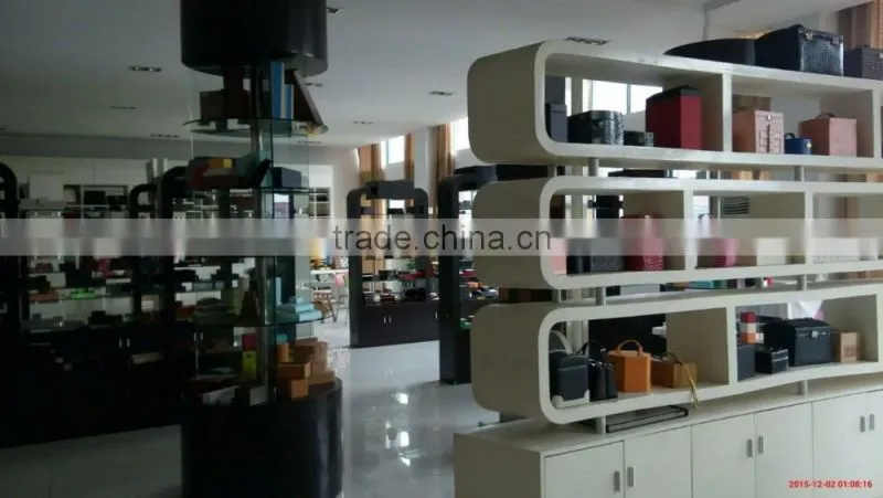 Luxury gift watch box with hot sale popular plastic jewelry box