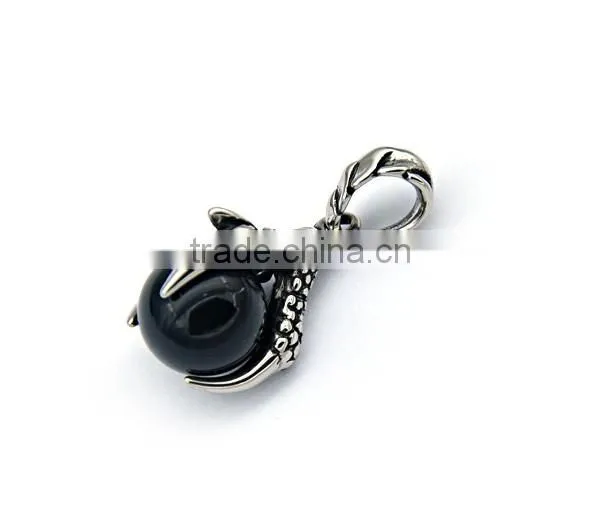 2017 fashion wholesale jewelry Titanium steel biker sharp paw with round black stone pendant MJ Jewelry