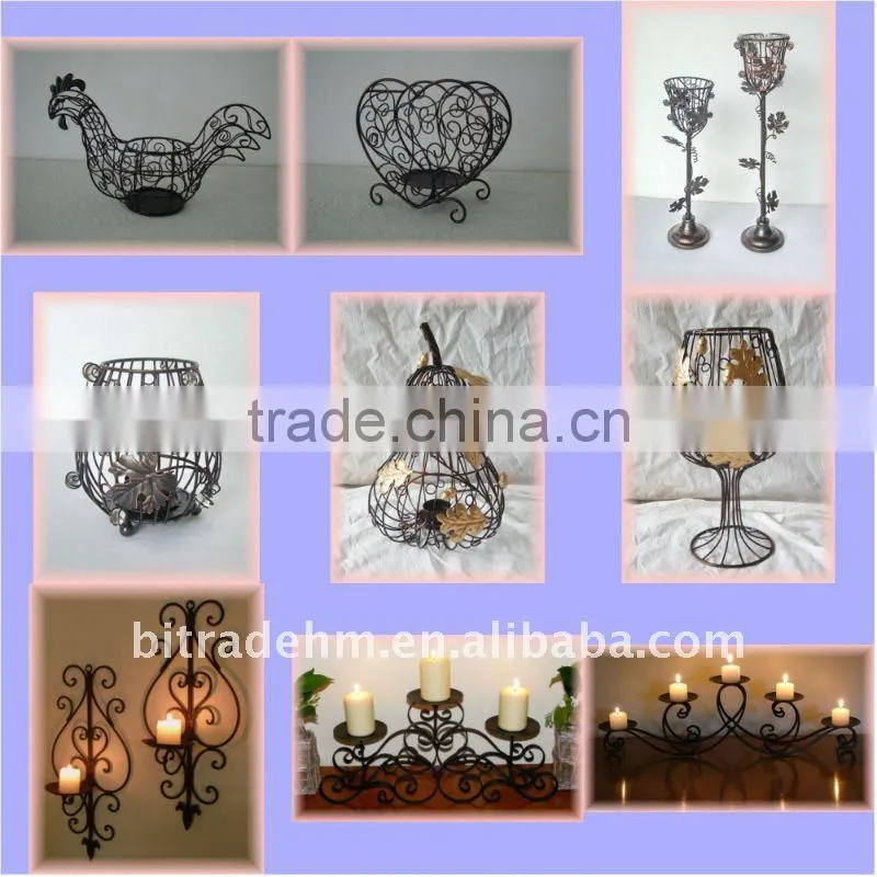 Metal christmas tree candle holder