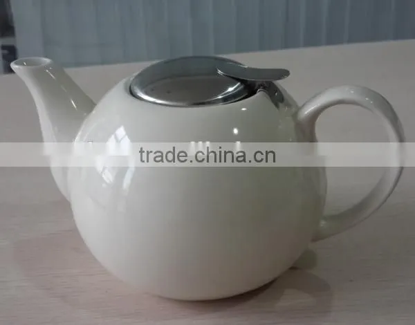 BTHJC-6 Factory bulk ceramic beige teapot with S/S lid and strainer