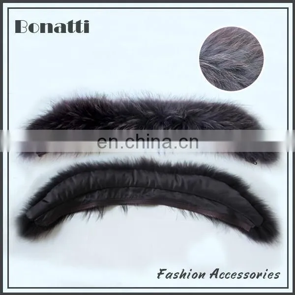 Raccoon dog fur collar