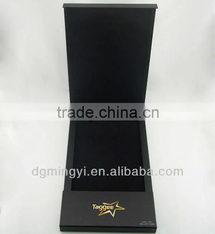 folding gift boxes with sponge