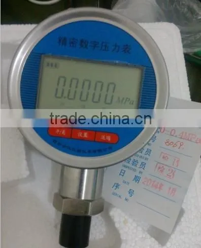 Thread connection for pressure gauge