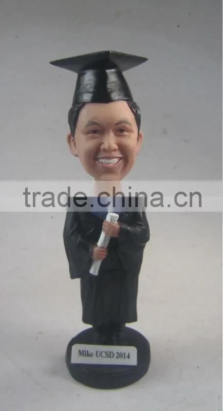 customized bobblehead for graduation souvenir