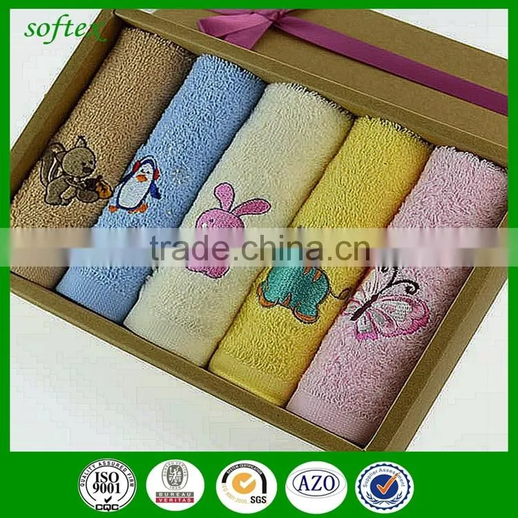 embroiery set in gift packing towel