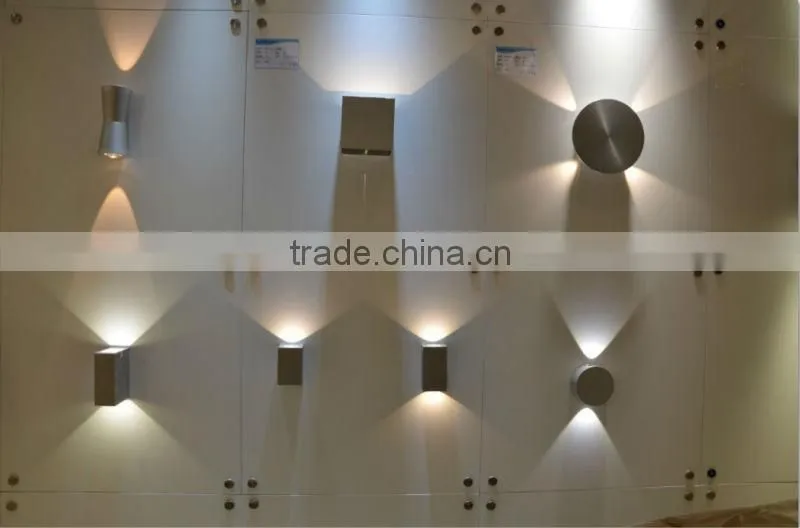 2W up and down wall mounted modern wall light