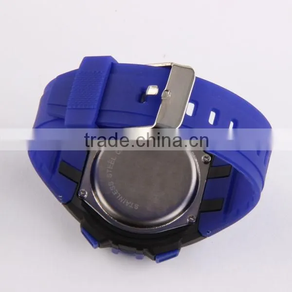 Sport digital watch with custom box packaging