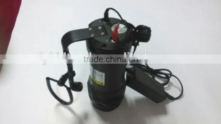 super bright 3pcs XML T6 30W 3000lumrn output diving flashlight with piezo switch
