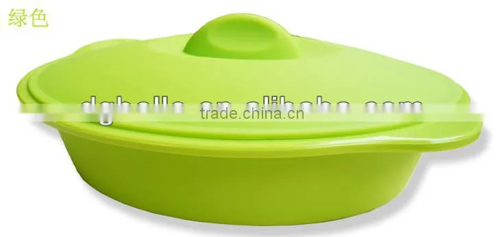 Microwave and oven safe silicone steamer