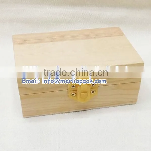 Plastic Clasp Latches Treasure Chest Wooden Coin Box Hard Wood Money Bank Piggy Bank Box