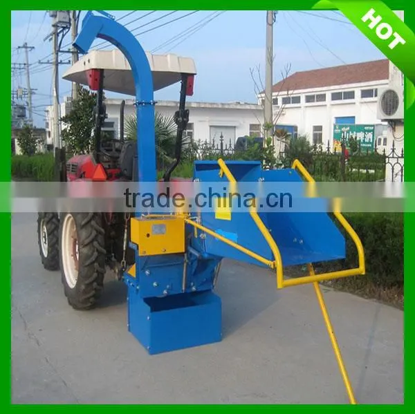 Hydraulic feeding industrial wood shredder chipper tractor wood chipper for sale