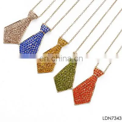Hot style crystal necktie pendant necklace