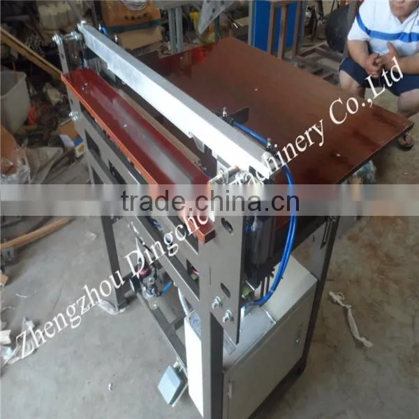 Henan Toilet Tissue Paper Cutter/Cutting Machine with High Quality