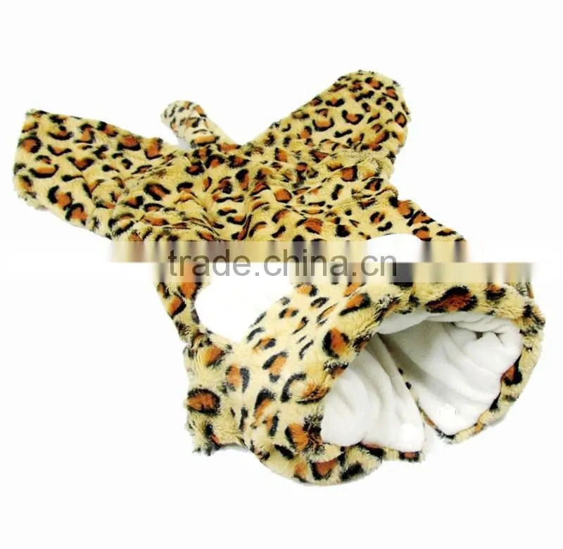 Hot Selling Autumn Winter Double Layer Velveteen Fleece Four Legs Style Leopard Pet Overcoat Dog Apparel