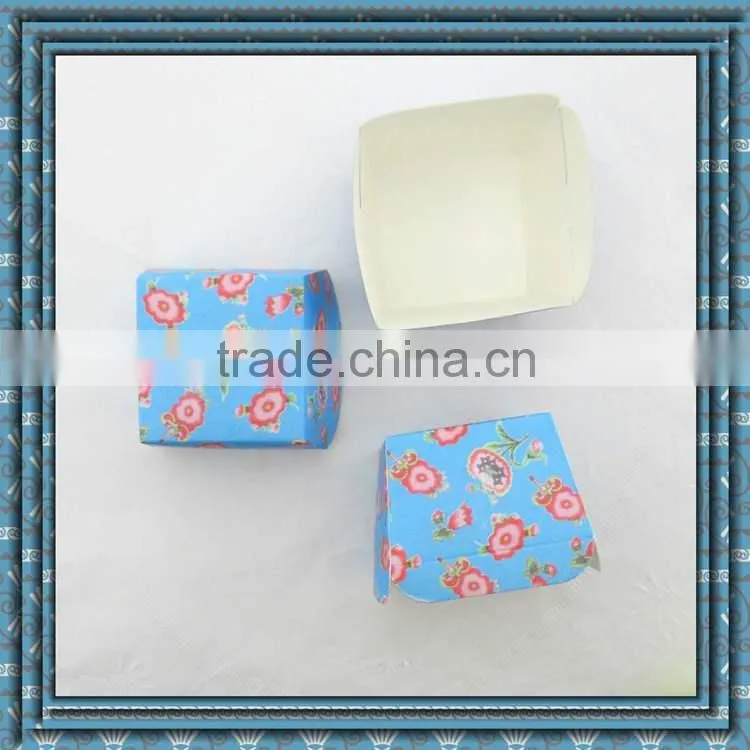 Rose design muffin cup,Square cups