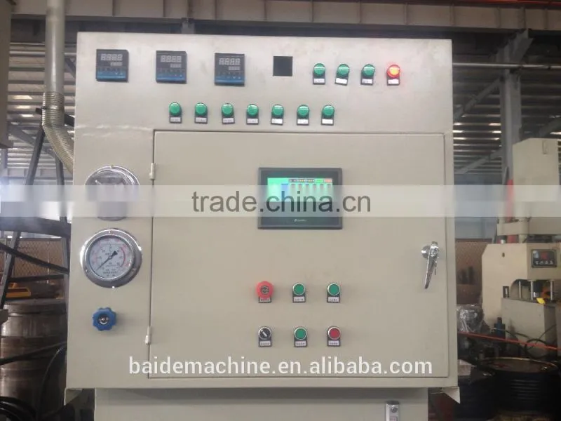 Metal sheet forming hydraulic press machine
