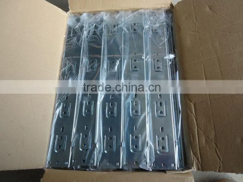 Soft closing drawer slide