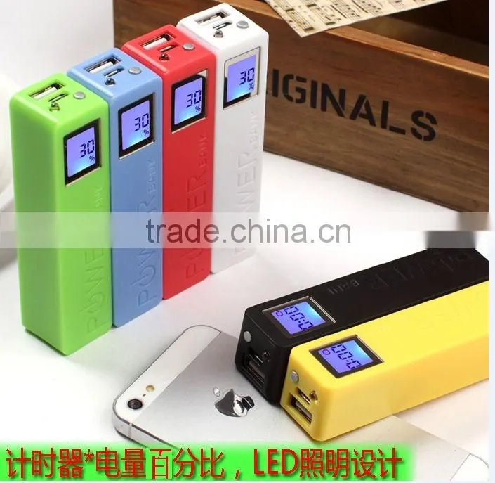 2014 fashionable design factory wholesale price double color usb wall charger