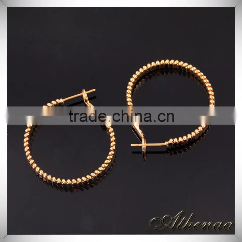 Top design Fashion Jewelry Manufacturer Brass Charm Simple Gold Earring Designs for Women