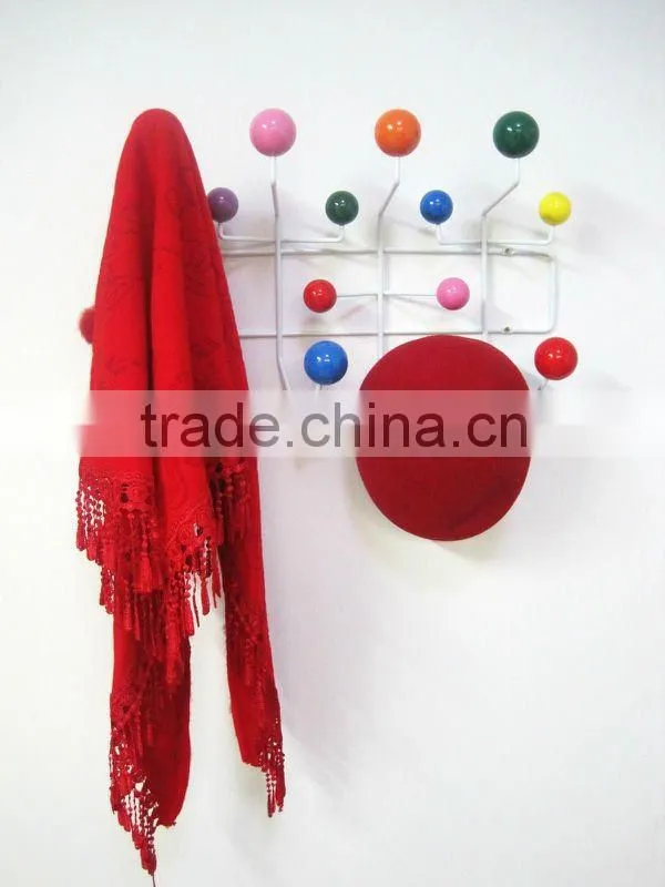 the newest and hottest multifunctional hanger with many hooks