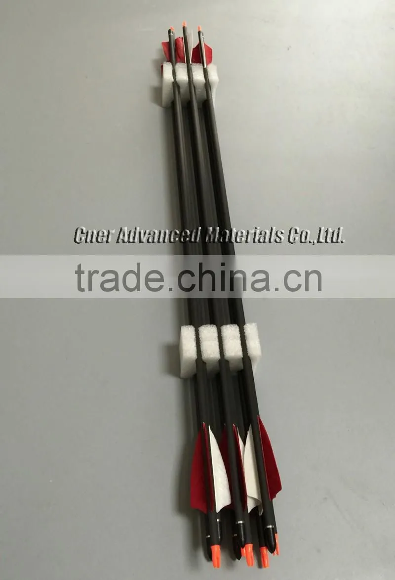 Professional carbon fiber arrow for shooting, hunting carbon arrow with plastic vane, carbon fiber shaft arrow