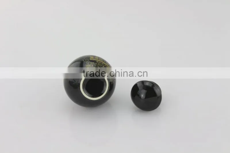 China suppliers custom design ceramic pharmaceutical medicine bottles