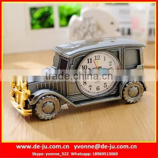 Plastic Golden Nostalgic Car Clock