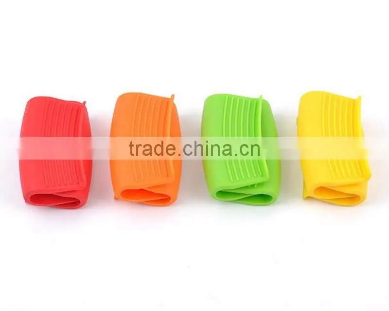 100% Food Grade Silicone Heat Resistant Mini oven mitt