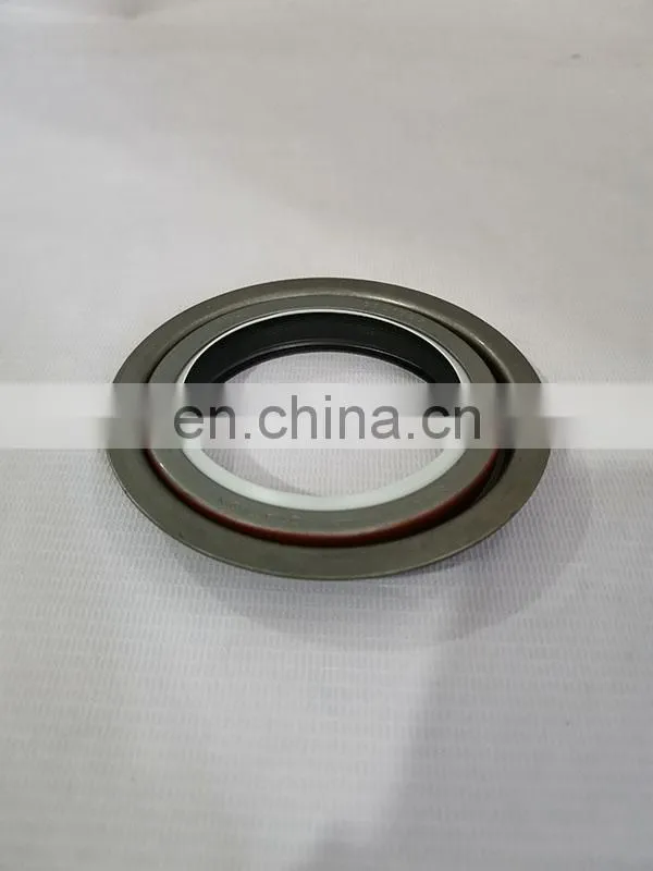 3353977 Crankshaft Front Oil Seal 3353977 diesel engine truck parts