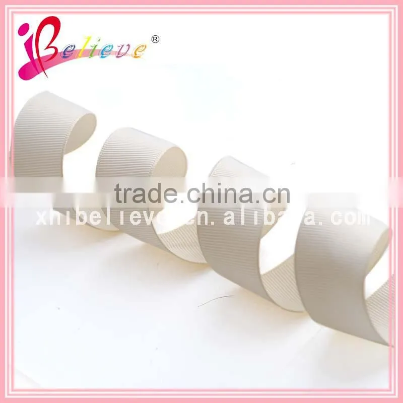 Wholesale fashionable grosgrain material solid classic simple ribbon