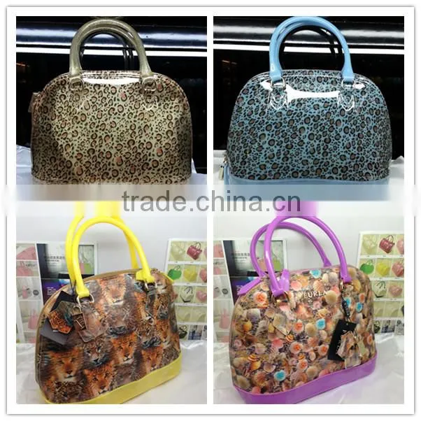 Classy landy handbags shell bags