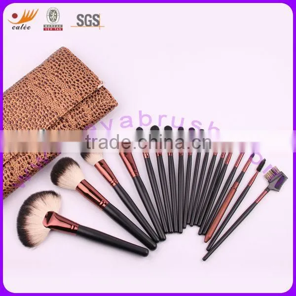 18PCS Mineral Makeup Brush Set , OEM/ODM Orders Welcomed