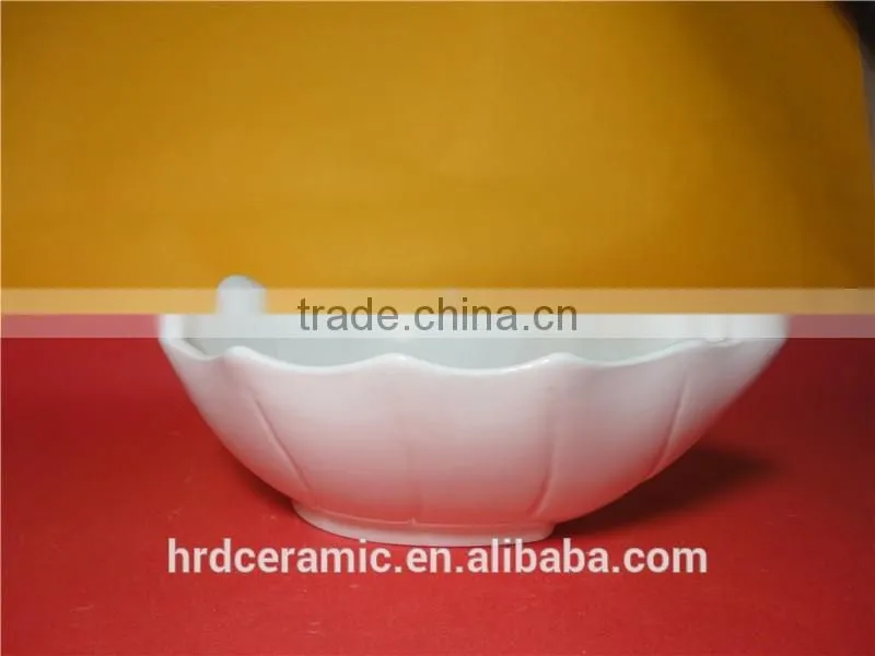 Wholesale 24*16*8cm ceramic white leaf dishes
