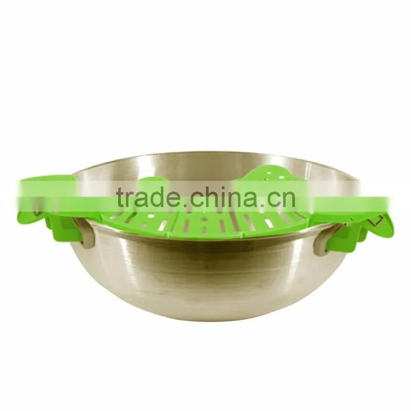Universal Size Fit Most Pans Clip-on Green Silicone Pasta Strainer