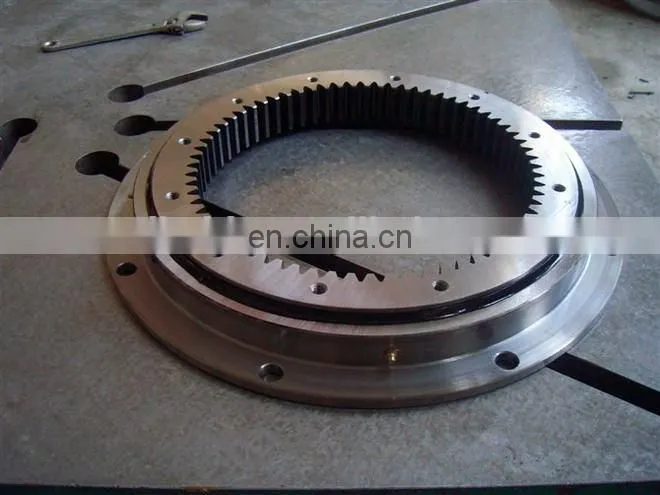 R210 Excavator Swing Circle R210LC-7 81N6-00022 R210-7 Swing Bearing