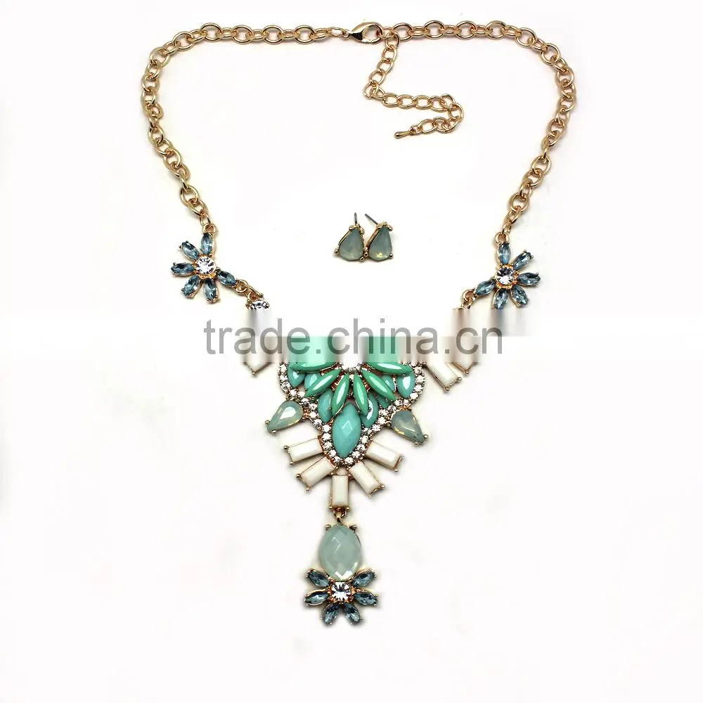 Fashion Necklace And Earring Set Acrylic Stones Casting Charm New Gold Jewelry