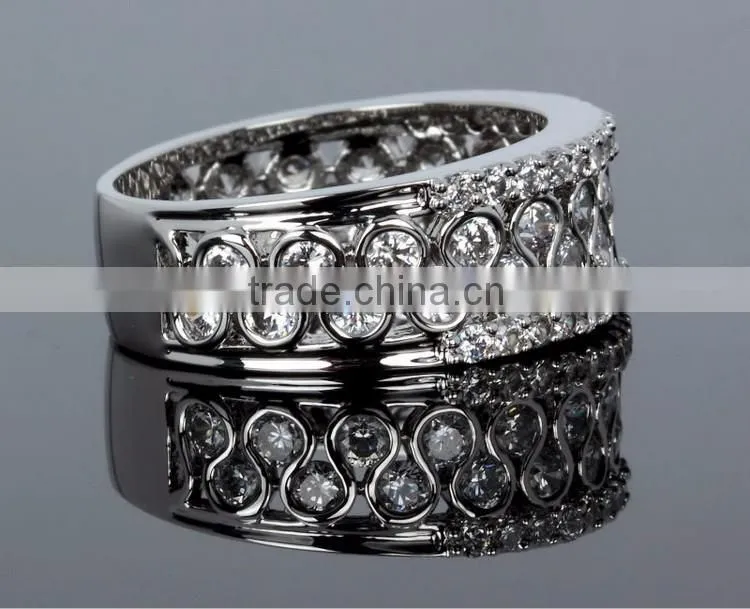 Grand Luxury Clear Zircon Crystals Gold Platinum Jewlery Ring Wedding Band