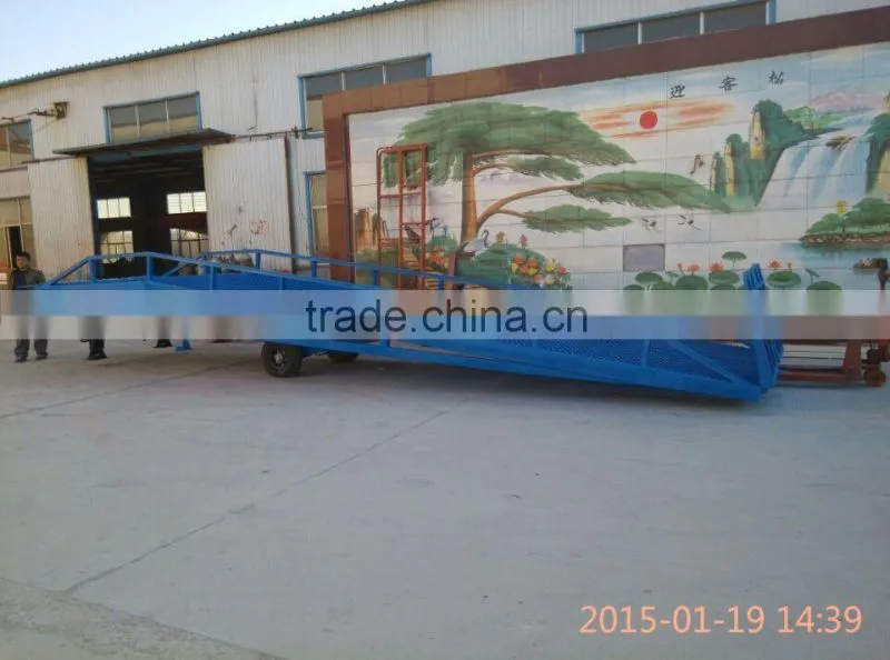 warehouse mobile container loading and unloading dock ramp