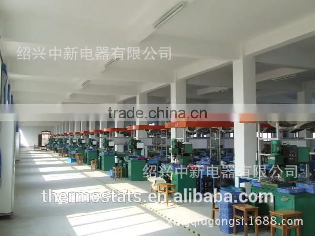 Adjustable bimetallic steam iron Thermostat