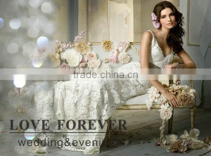Sleeveless Backless Ivory Lace Wedding Dress