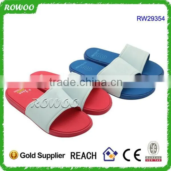 New design Men Bathroom Slippers Soft Customized Logo Slides Indoor Flat Sandals