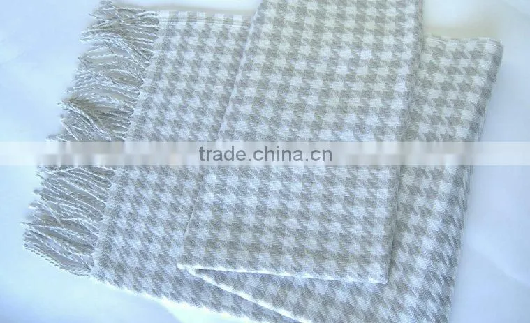 polyester classical design shawl scarf