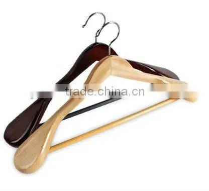 Fashion non slip wire clothes hanger with pvc covered