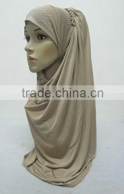 H182 latest soft silk muslim hijab with rhinestones