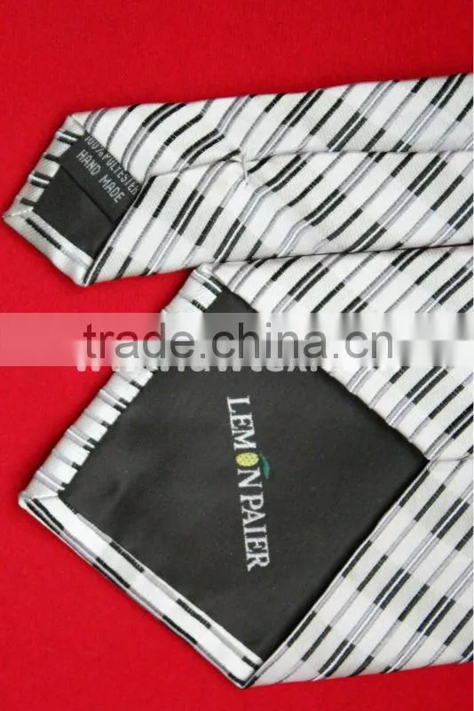 Black and white fashion silk tie for man