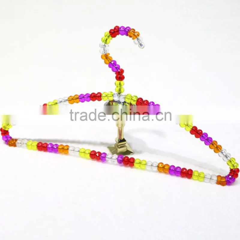 Colorful Pearl cloth hanger