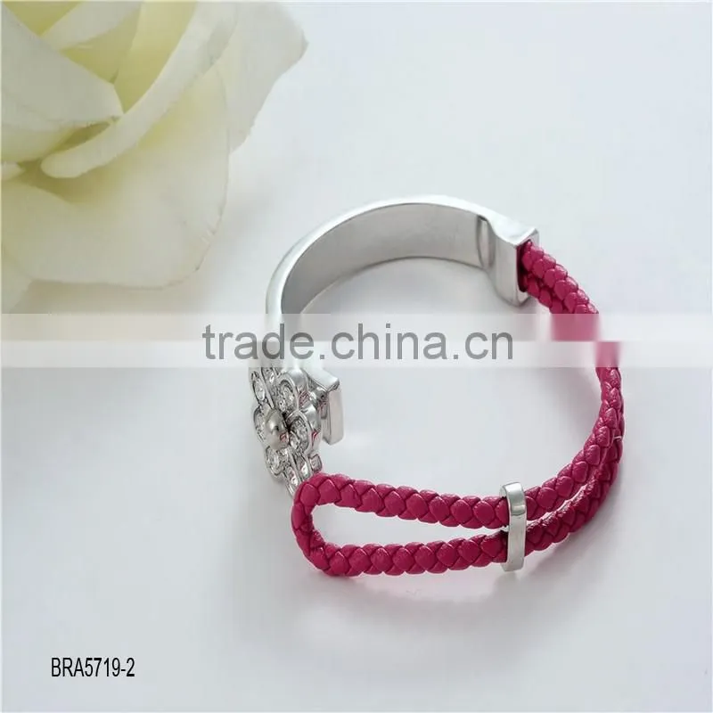 Clover Austrian alloy leather crystal bracelet
